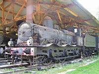 Locomotive 0-30 (de 1891) (au chateau de Saint-Fargeau, Yonne) (02)
